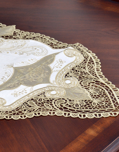 Load image into Gallery viewer, Table Runner (Hand-Made) Style #245
